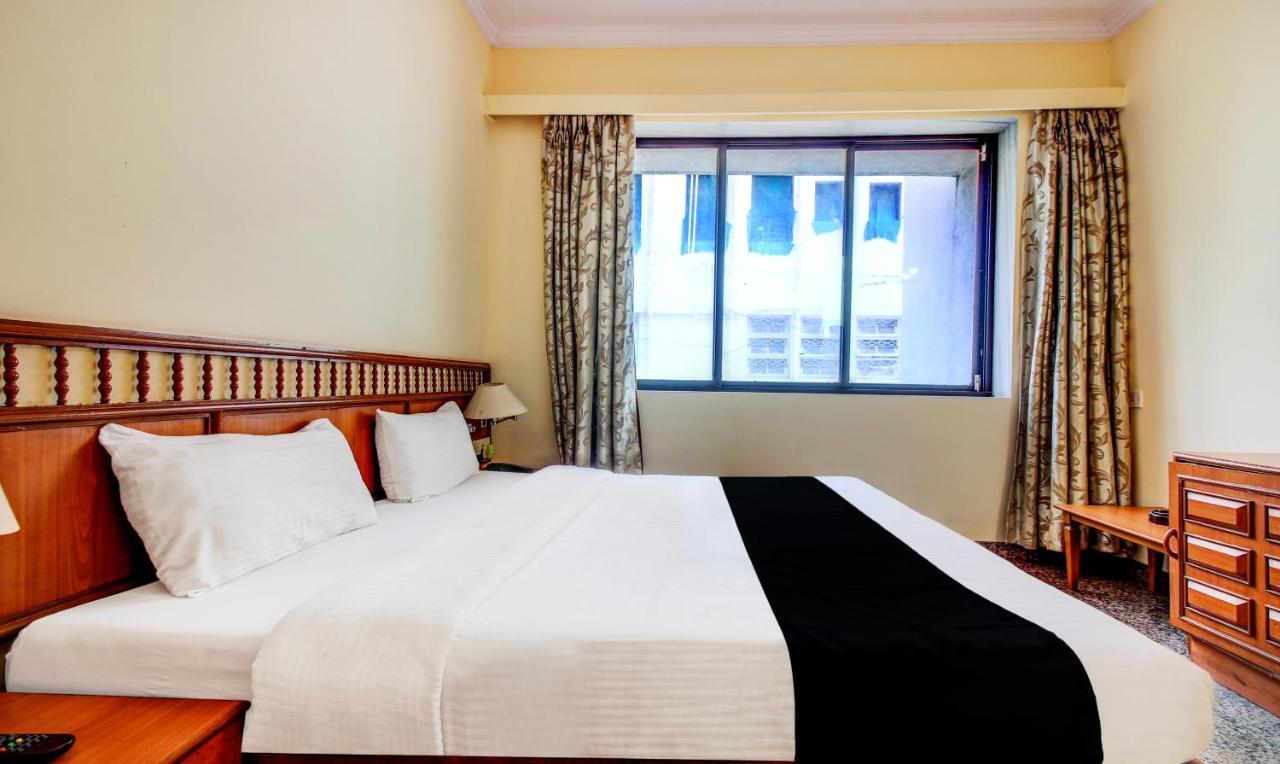 Hotel Kadamb Residency Mumbai Exterior photo