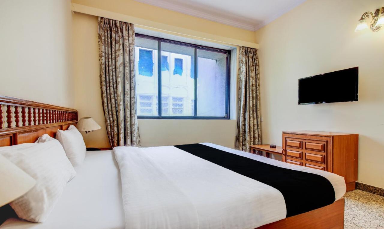 Hotel Kadamb Residency Mumbai Exterior photo
